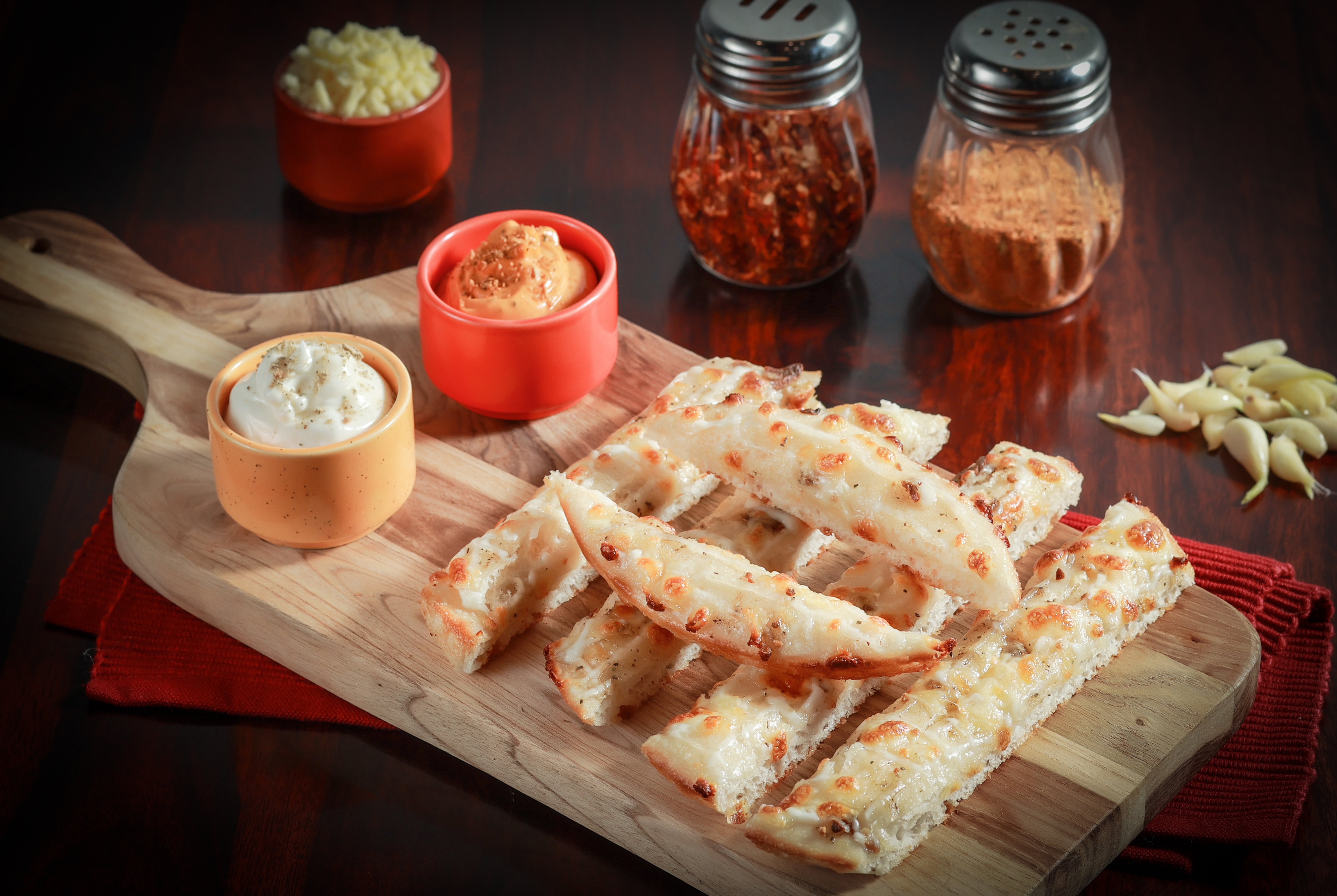 Best Garlic Bread Stick With Dip in Ghaziabad